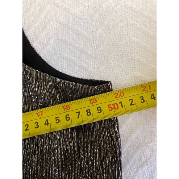 Banana Republic Metallic Blouse Women’s M Gold Sleeveless Holiday Party Top - Picture 3 of 6